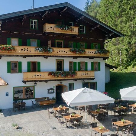 Gasthof St. Adolari Hotel Sankt Ulrich am Pillersee Kültér fotó