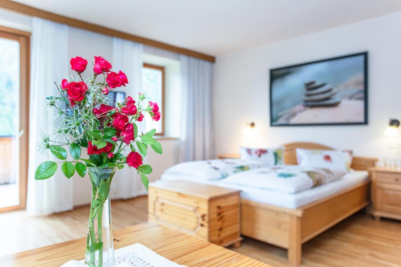 Gasthof St. Adolari Hotel Sankt Ulrich am Pillersee Kültér fotó