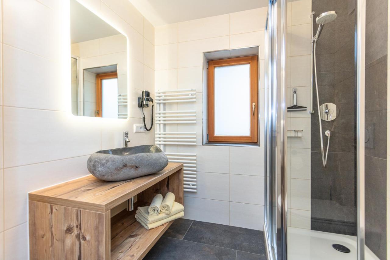 Gasthof St. Adolari Hotel Sankt Ulrich am Pillersee Kültér fotó