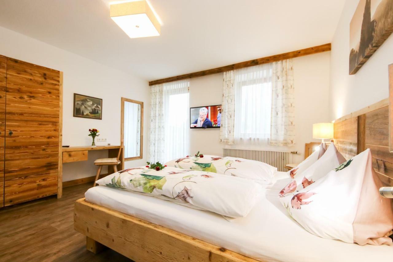 Gasthof St. Adolari Hotel Sankt Ulrich am Pillersee Kültér fotó