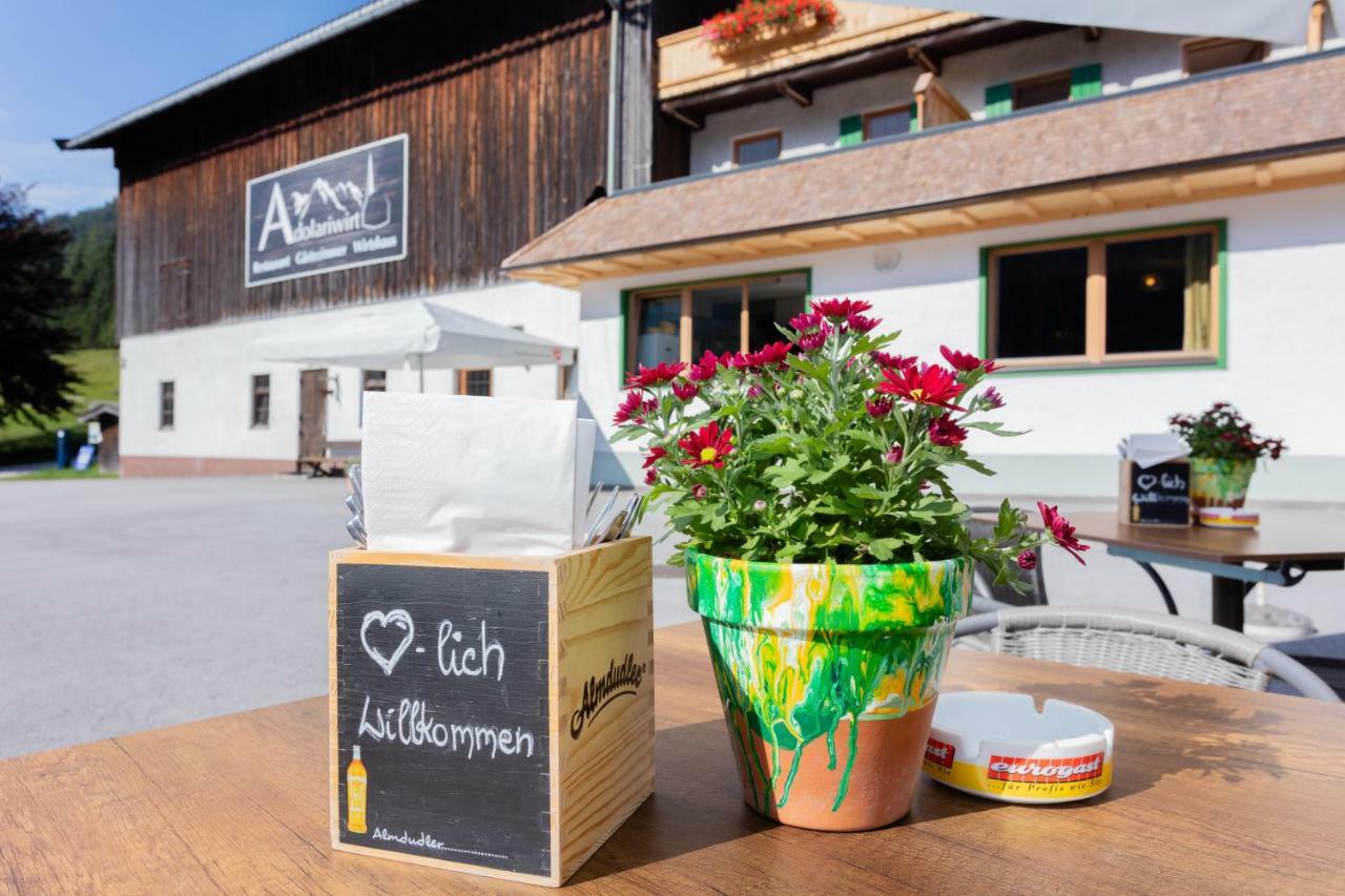 Gasthof St. Adolari Hotel Sankt Ulrich am Pillersee Kültér fotó